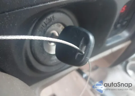 2004 Toyota Tacoma Base V6 z USA, uszkodzony, nr VIN 5TEWN72N64Z332530